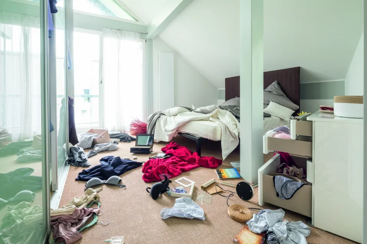 Einbruch Die Zahl des bundesweit verübten Wohnungseinbruchdiebstahls im Jahr 2023 lag bei insgesamt 77.819 Fällen. Im Vergleich zum Jahr 2022 bedeutet dies ein Plus von 11.911 Fällen und eine Steigerung um 18,1 Prozent.